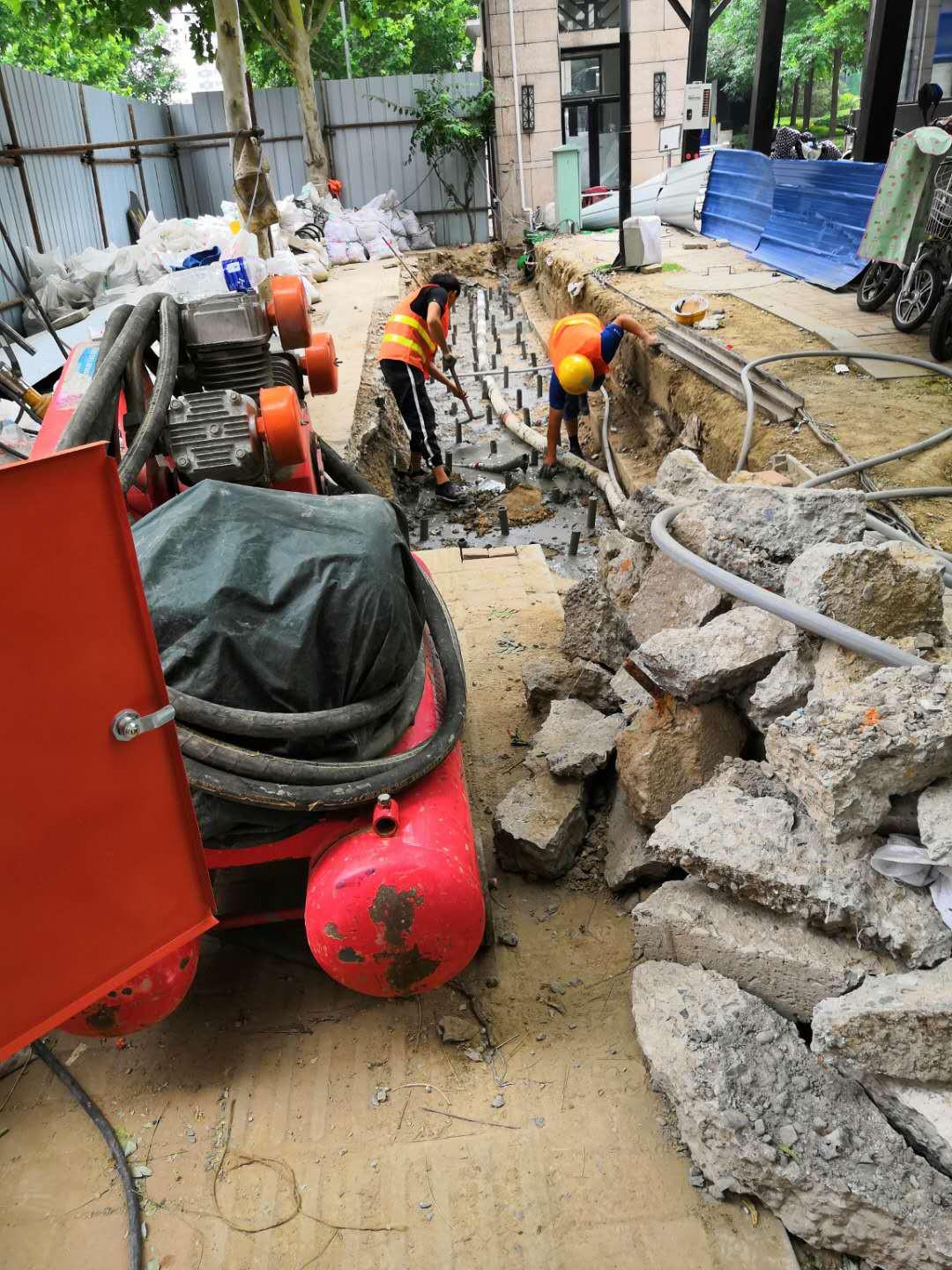 伍家岗地基加固解决房子的地基下沉问题